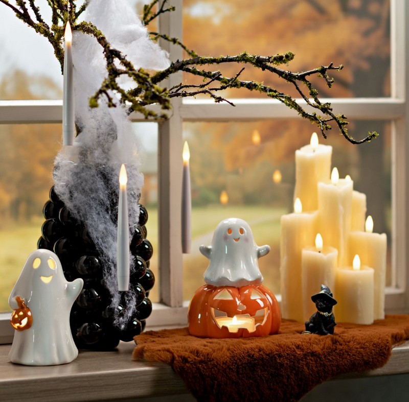 Portacandele a forma di fantasma su zucca in ceramica, perfetto come decoro di Halloween